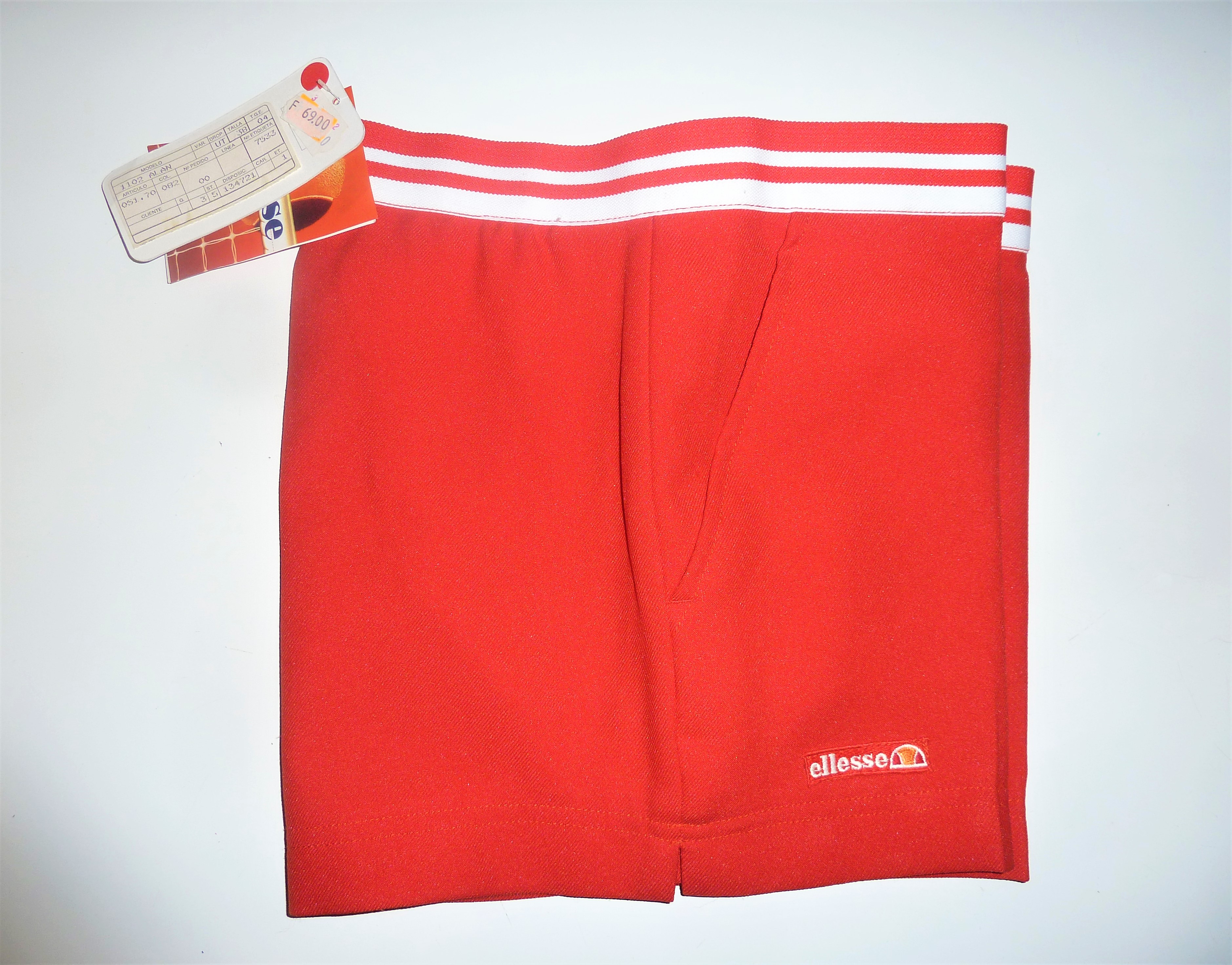 OG 1980s BNWT DEADSTOCK ELLESSE TENNIS SHORTS 30W NOS – The 1980s