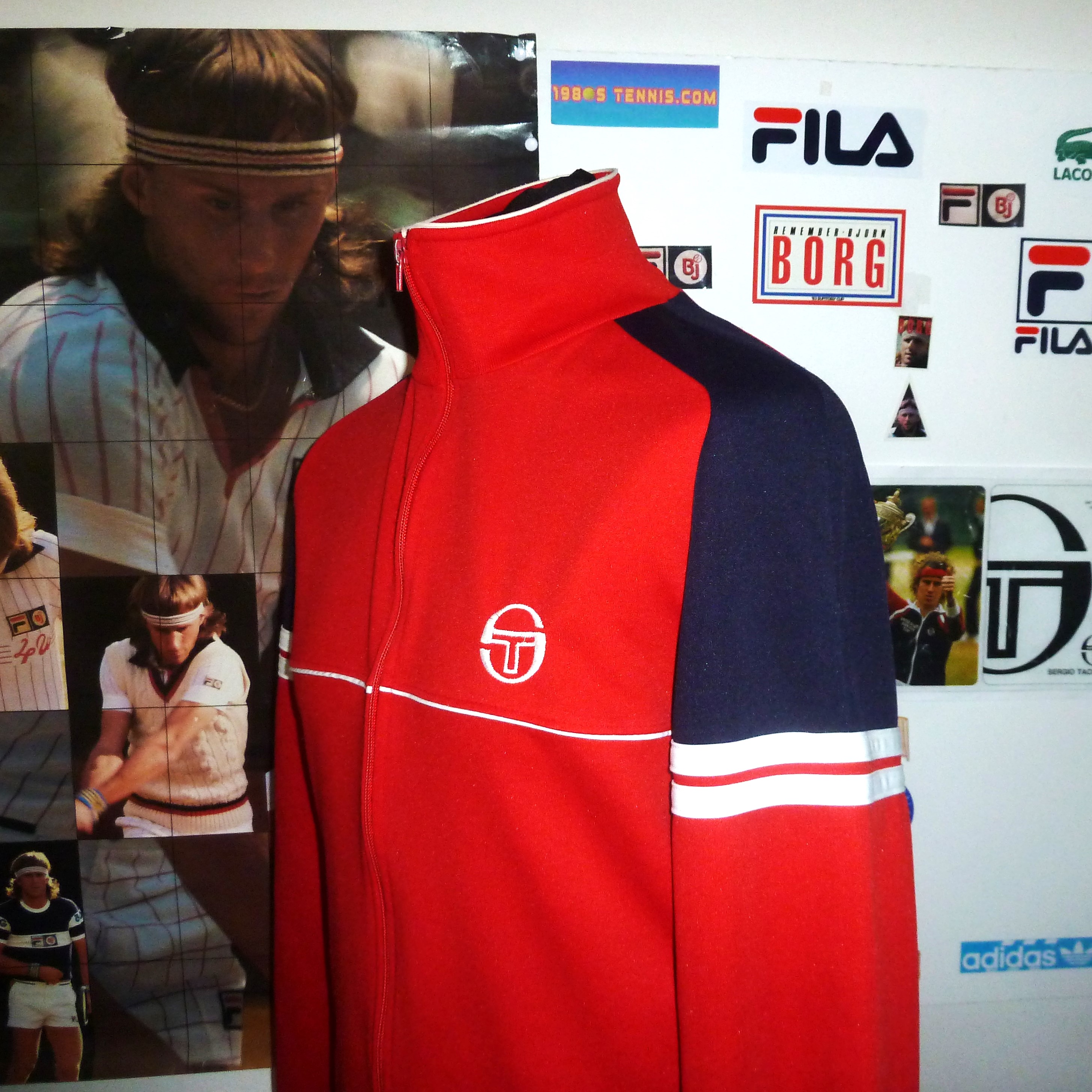 P1340002 – The 1980s Tennis Shop